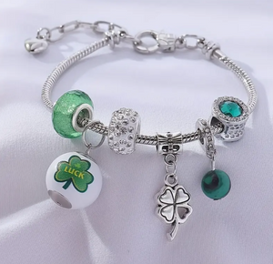 Girls Exquisite Four-Leaf Clover Bracelet